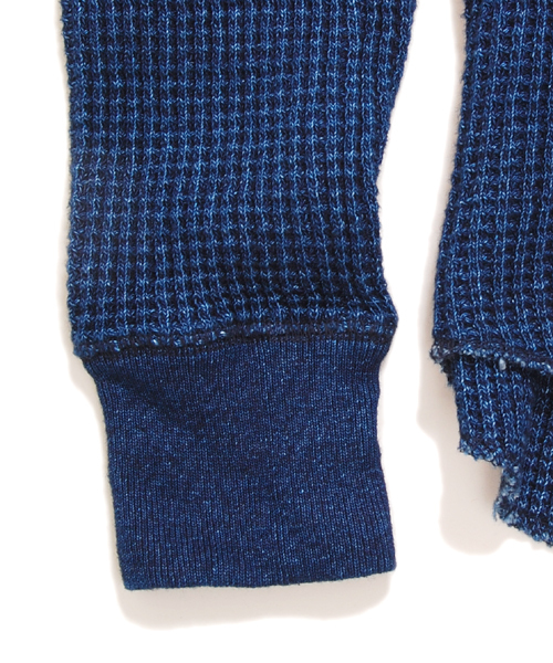 Denime(ドゥニーム)の「INDIGO HEAVY THERMAL/インディゴヘビーサーマル(Tシャツ/カットソー・メンズ・インディゴブルー・MEDIUM/SMALL/LARGE)」の5枚目の写真