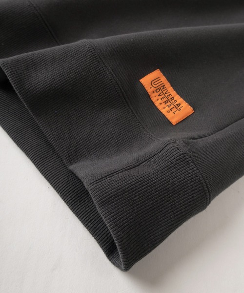 UNIVERSAL OVERALL(ユニバーサルオーバーオール)の「【UNIVERSAL OVERALL/ユニバーサルオーバーオール】カーシブロゴプリント&ピスネームタグデザイン ビッグシルエット クルーネックスウェット/長袖トレーナー/裏毛(スウェット・メンズ・グレー/チャコールグレー/オートミール・M/L/XL)」の8枚目の写真