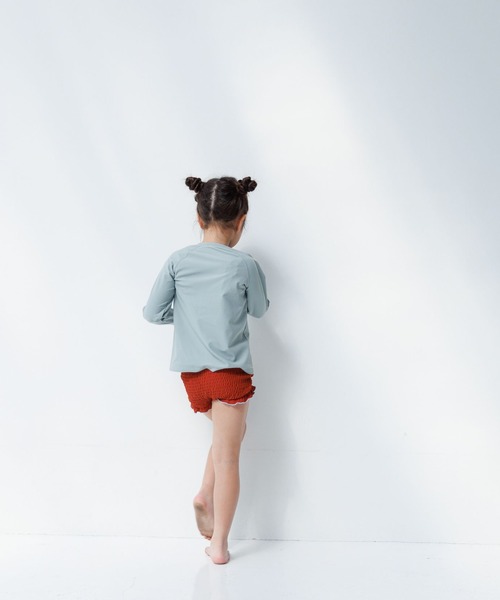 LOWRYS FARM（ローリーズファーム）の「SWIM ラッシュガード　105956（水着・キッズ・グリーン/チャコールグレー・110cm/120cm/130cm/140cm/150cm）」の14枚目の写真
