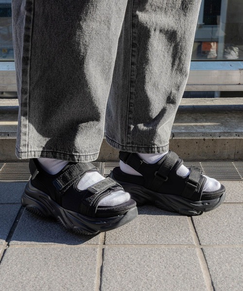 LAKOLE（ラコレ）の「ボリュームソールスポサン / 111475（サンダル・メンズ・ブラック/カーキ・MEDIUM/LARGE）」の21枚目の写真