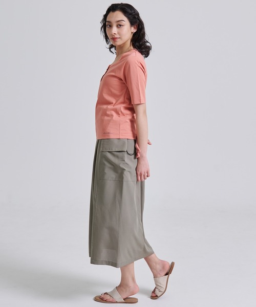 Eddie Bauer(エディーバウアー)の「プレーティング天竺 ヘンリーネック 半袖 Tシャツ(Tシャツ/カットソー・レディース・ライトグリーン/ダークオレンジ/ブラック・XL/L/M/S)」の19枚目の写真