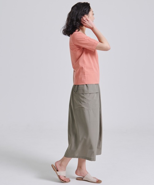 Eddie Bauer(エディーバウアー)の「プレーティング天竺 ヘンリーネック 半袖 Tシャツ(Tシャツ/カットソー・レディース・ライトグリーン/ダークオレンジ/ブラック・XL/L/M/S)」の8枚目の写真
