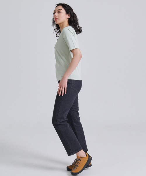Eddie Bauer(エディーバウアー)の「プレーティング天竺 ヘンリーネック 半袖 Tシャツ(Tシャツ/カットソー・レディース・ライトグリーン/ダークオレンジ/ブラック・XL/L/M/S)」の4枚目の写真