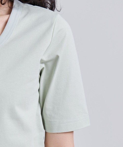 Eddie Bauer(エディーバウアー)の「プレーティング天竺 ヘンリーネック 半袖 Tシャツ(Tシャツ/カットソー・レディース・ライトグリーン/ダークオレンジ/ブラック・XL/L/M/S)」の22枚目の写真