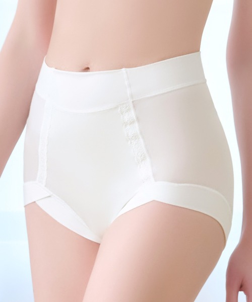 BRADELIS NEWYORK（ブラデリスニューヨーク）の「楽なのにすっぽりショーツ24 ブラデリス 補正下着（ショーツ・レディース・ブラック/ホワイト/グレイッシュベージュ/カーキ/ピンクベージュ/シャンパン/ラベンダー・LL/3L/L/M/4L/S/5L）」の2枚目の写真