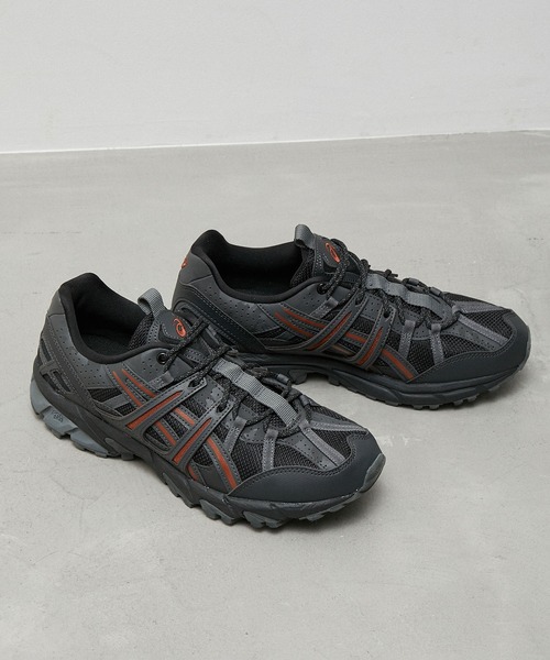 JUNRED（ジュンレッド）の「【ASICS / アシックス】GEL-SONOMA 15-50（スニーカー・メンズ・ブラック/グレー・10/9/8）」の2枚目の写真