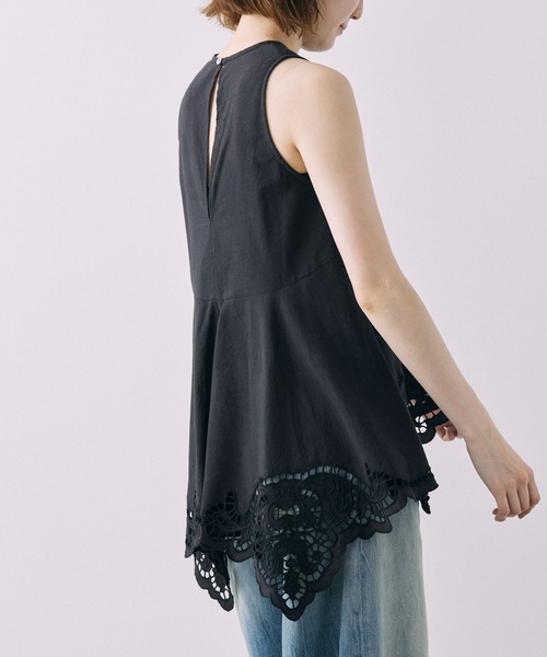 BABYLONE（バビロン）の「カットワークノースリブラウス（シャツ/ブラウス・レディース・ブラック・フリー）」の3枚目の写真