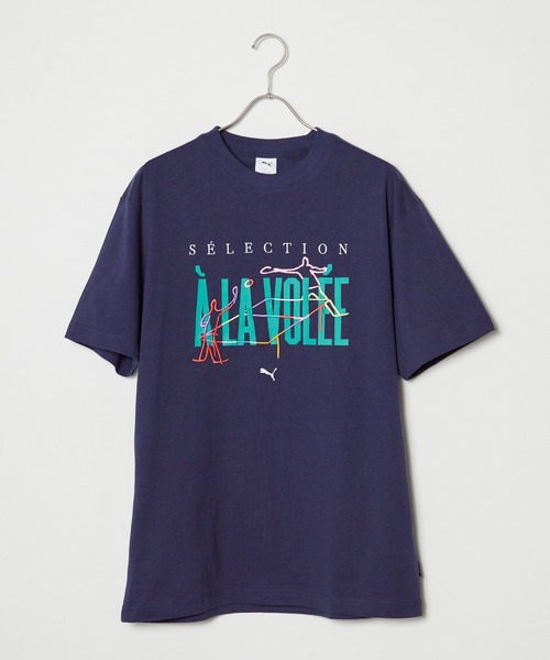 PUMA(プーマ)の「PUMA/プーマ ア ラ ヴォレ グラフィック 半袖 Tシャツ(Tシャツ/カットソー・メンズ・ネイビー/ホワイト・M/L/XL)」の2枚目の写真