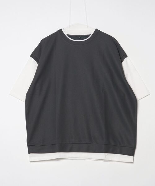 ARCADE(アーケード)の「キーネックデザイン オーバーサイズ フェイクレイヤード 重ね着風カットソー(Tシャツ/カットソー・メンズ・グリーン/ライトグレー/ブラック/チャコール・L/M)」の14枚目の写真