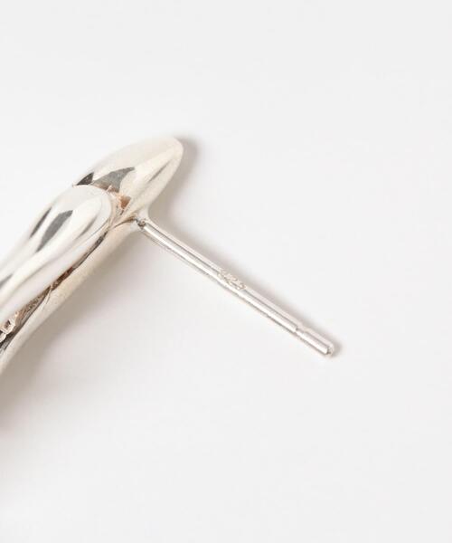 SMELLY(スメリー)の「SMELLY so’ crystal drop pierce(ピアス(両耳用)・レディース・シルバー系その他・-)」の2枚目の写真
