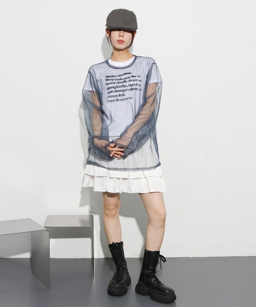セミクロップド丈]デイリーラウンドネックレタリング半袖Tシャツ