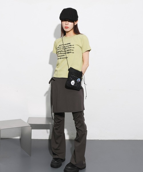 FOLLOWIN（フォロウィン）の「[セミクロップド丈]デイリーラウンドネックレタリング半袖Tシャツ（Tシャツ/カットソー・レディース・ホワイト/ライトグリーン/ブラック・FREE）」の13枚目の写真