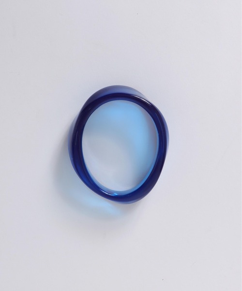 Three Four Time（ｽﾘｰﾌｫｰﾀｲﾑ）の「アクリルクリアバングル（バングル/リストバンド・レディース・クリア/ブルー・FREE）」の9枚目の写真