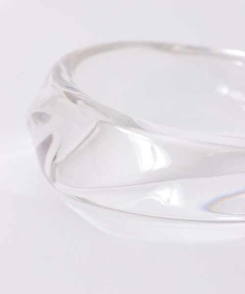 Three Four Time（ｽﾘｰﾌｫｰﾀｲﾑ）の「アクリルクリアバングル（バングル/リストバンド・レディース・クリア/ブルー・FREE）」の4枚目の写真