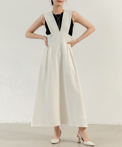 DAY CLOSET（デイ クローゼット）の「【すらっと細見え/裏地付き】きれいめ Ｖネック フレア シルエット ジャンスカ レディース（ジャンパースカート・レディース・モカ/ブラック/ホワイト・M/S）」の4枚目の写真