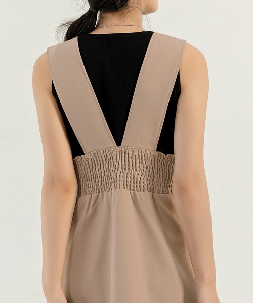 DAY CLOSET（デイ クローゼット）の「【すらっと細見え/裏地付き】きれいめ Ｖネック フレア シルエット ジャンスカ レディース（ジャンパースカート・レディース・モカ/ブラック/ホワイト・M/S）」の20枚目の写真