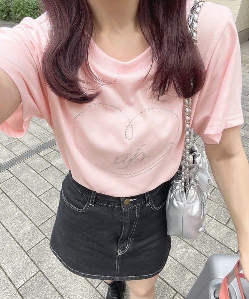 apres jour(アプレジュール)の「ラインストーンハートロゴTシャツ【ZOZOTOWN限定アイテム】(Tシャツ/カットソー・レディース・ライトピンク/ブルー/オフホワイト/ブラック・X-LARGE/フリー)」の4枚目の写真