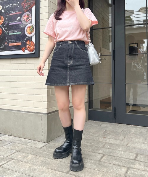 apres jour(アプレジュール)の「ラインストーンハートロゴTシャツ【ZOZOTOWN限定アイテム】(Tシャツ/カットソー・レディース・ライトピンク/ブルー/オフホワイト/ブラック・X-LARGE/フリー)」の9枚目の写真