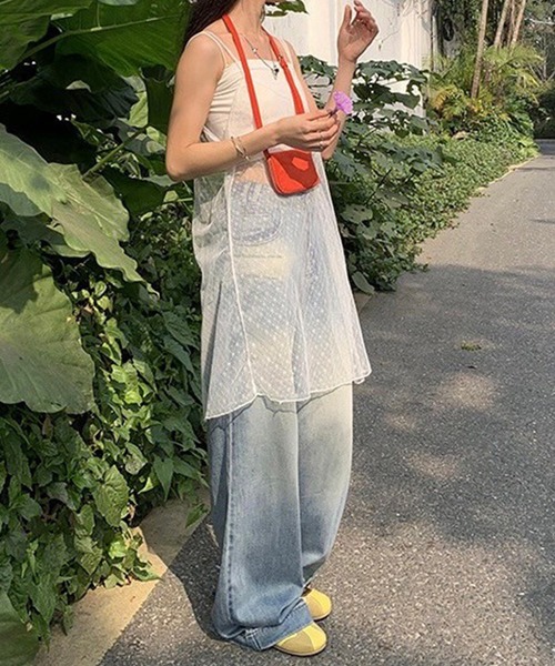 LYEON(リヨン)の「シアーチュールキャミワンピース(ワンピース・レディース・ブラック/オフホワイト・FREE)」の3枚目の写真