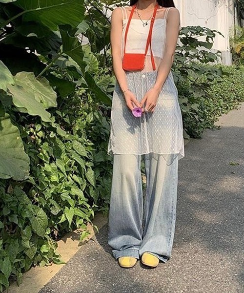 LYEON(リヨン)の「シアーチュールキャミワンピース(ワンピース・レディース・ブラック/オフホワイト・FREE)」の5枚目の写真