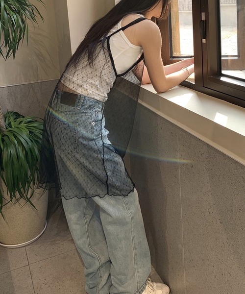 LYEON(リヨン)の「シアーチュールキャミワンピース(ワンピース・レディース・ブラック/オフホワイト・FREE)」の6枚目の写真