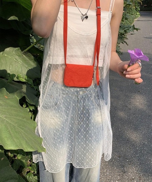 LYEON(リヨン)の「シアーチュールキャミワンピース(ワンピース・レディース・ブラック/オフホワイト・FREE)」の12枚目の写真