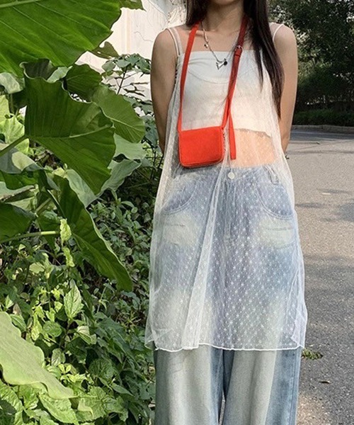 LYEON(リヨン)の「シアーチュールキャミワンピース(ワンピース・レディース・ブラック/オフホワイト・FREE)」の19枚目の写真