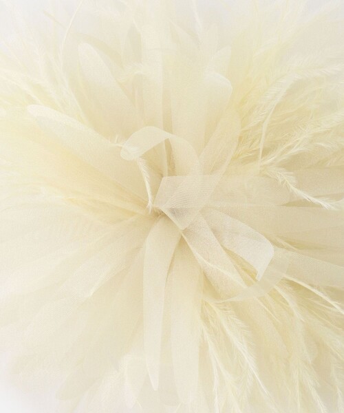 allureville(アルアバイル)の「フェザーオーガンブローチ(ブローチ/コサージュ・レディース・アイボリー/グレー系その他/ブラック・FREE)」の4枚目の写真