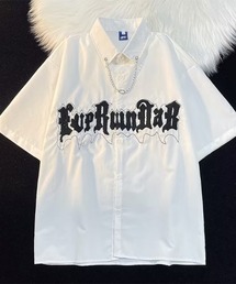【 B'day / ビーデー 】チェーン付きサガラ刺繍ロゴ半袖シャツ