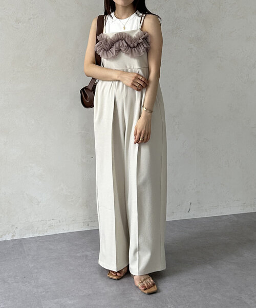 Thevon（ゼボン）の「リネンタッチチュールドッキングオールインワン（つなぎ/オールインワン・レディース・チャコールグレー/アイボリー・FREE）」の3枚目の写真