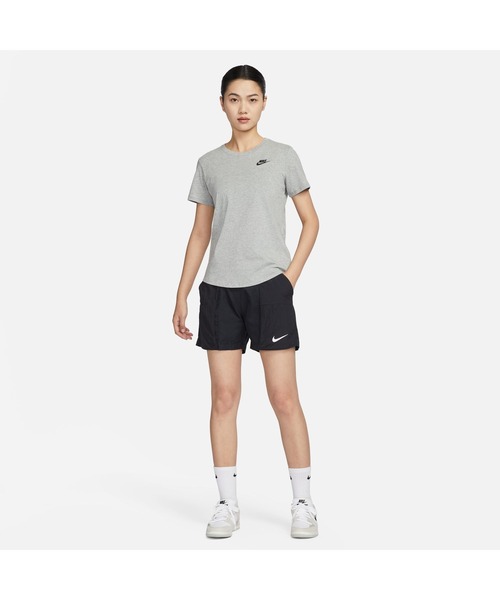 国内配送★NIKE★W クラブ S/S T 背中ロゴが可愛い 選べる4色 ナイキ NIKE ナイキ NSW クラブ S/S Tシャツ（Tシャツ