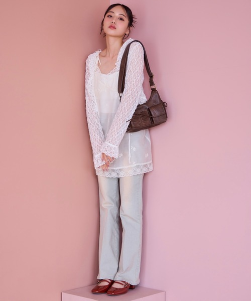 one after another NICE CLAUP（ワンアフターアナザーナイスクラップ）の「フリルボレロカーディガン（シャツ/ブラウス・レディース・チャコールグレー/グレー/オフホワイト・FREE）」の12枚目の写真