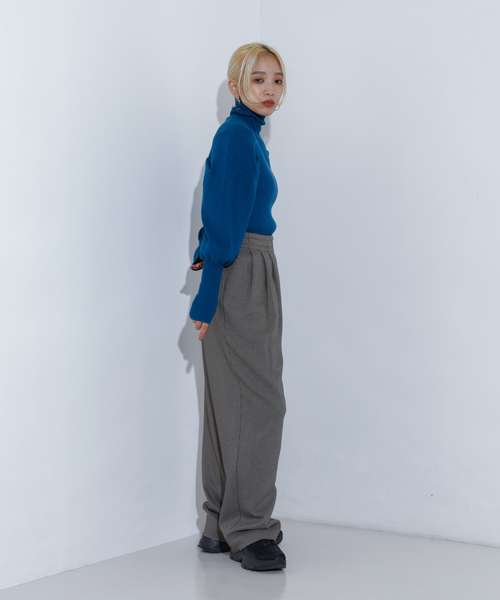 NOMINE（ノミネ）の「【セットアップ着用可】チェック タック ワイドパンツ（スラックス・レディース・グレー・M/S）」の8枚目の写真