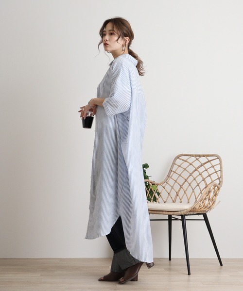 atONE(アットワン)の「ストライプ柄シャツワンピース(シャツワンピース・レディース・ネイビー×ホワイト/ホワイト×ブルー・M)」の6枚目の写真