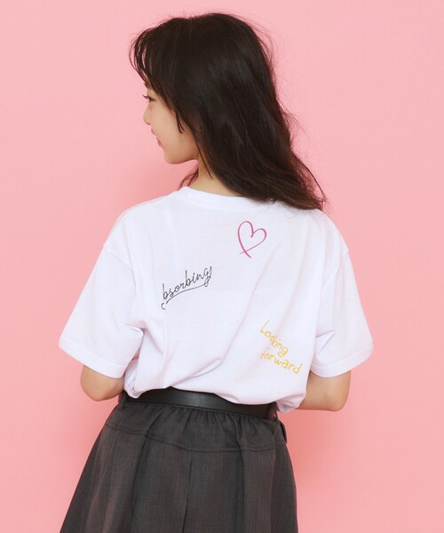 PINK-latte(ピンクラテ)の「◆【130cmあり】ミックスロゴゆるTシャツ(Tシャツ/カットソー・キッズ・ライトグレー/オフホワイト/チャコールグレー・13/14/15 /16)」の6枚目の写真