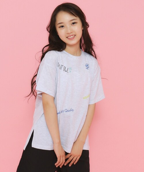 PINK-latte(ピンクラテ)の「◆【130cmあり】ミックスロゴゆるTシャツ(Tシャツ/カットソー・キッズ・ライトグレー/オフホワイト/チャコールグレー・13/14/15 /16)」の9枚目の写真