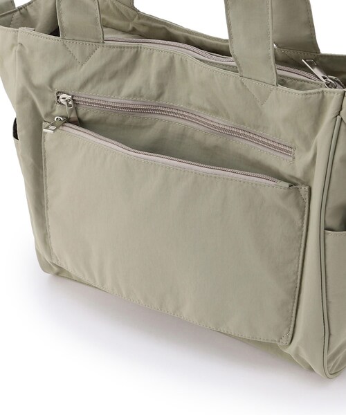 SHOO・LA・RUE(シューラルー)の「◆【撥水/2WAY/キャリーオン】10ポケスクエアミニボストンバッグ(ボストンバッグ・レディース・ベージュ/ブラック/ダークグレー・00)」の5枚目の写真