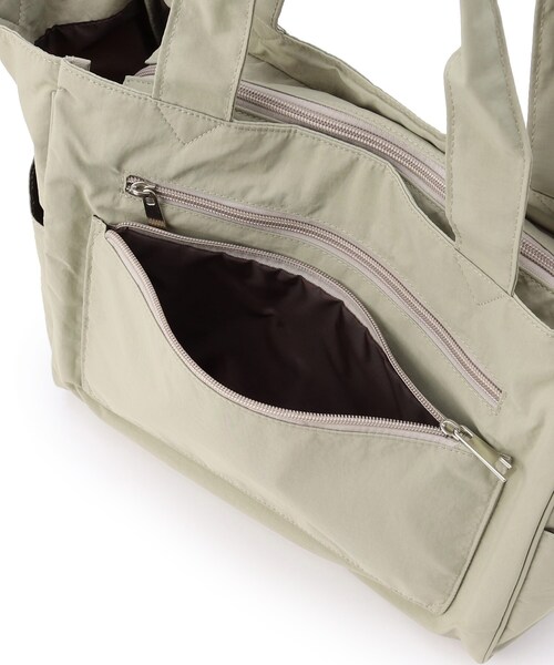 SHOO・LA・RUE(シューラルー)の「◆【撥水/2WAY/キャリーオン】10ポケスクエアミニボストンバッグ(ボストンバッグ・レディース・ベージュ/ブラック/ダークグレー・00)」の7枚目の写真