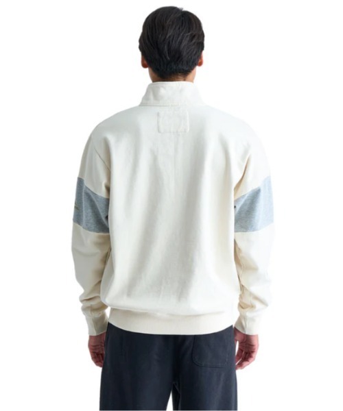 Quiksilver(クイックシルバー)の「QS OMNI HF ZIP SWEAT/クイックシルバーハーフジップスウェットトレーナー(スウェット・メンズ・アイボリー/グレー/グリーン・LARGE/MEDIUM/X-LARGE/SMALL)」の4枚目の写真