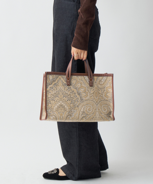 IENA(イエナ)の「A VACATION/ア ヴァケーション 別注 BREAD M トートバッグ(トートバッグ・レディース・グレー・FREE)」の3枚目の写真