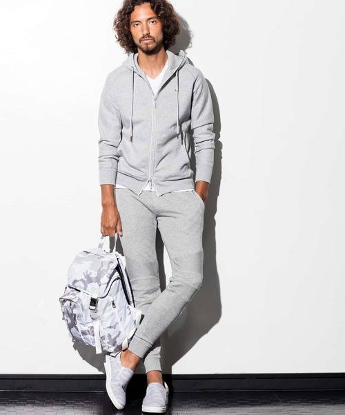 1PIU1UGUALE3 RELAX(ウノピゥウノウグァーレトレ リラックス)スマート