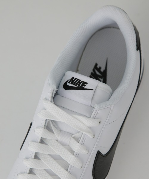 NIKE(ナイキ)の「Nike/ナイキ ウィメンズ コルテッツ(スニーカー・レディース・ホワイト/オフホワイト・23/24/25)」の4枚目の写真