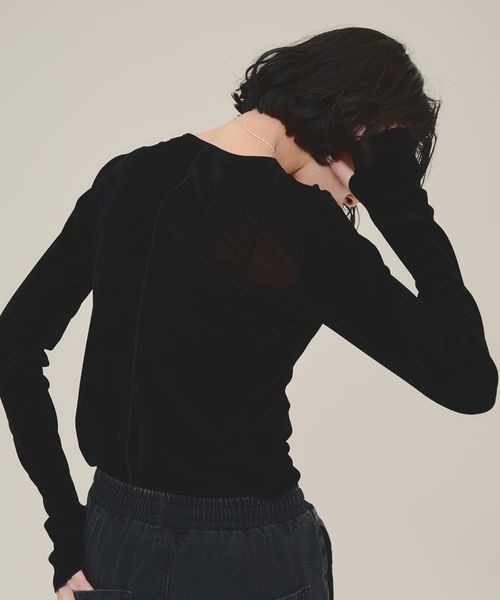 eL（エル）の「【eL】Sheer Velour Pullover/130745（Tシャツ/カットソー・レディース・ブラック/オフホワイト/ネイビー/ホワイト系その他/ブラック系その他/ネイビー系・FREE）」の16枚目の写真