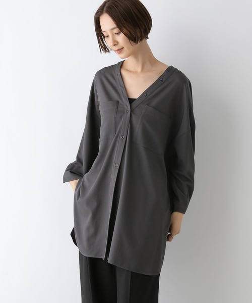 LEPSIM（レプシィム）の「Vネックワイドチュニックシャツワンピース/AW　145461（チュニック・レディース・レッド/グレイッシュベージュ/チャコールグレー/ブラック・FREE）」の15枚目の写真
