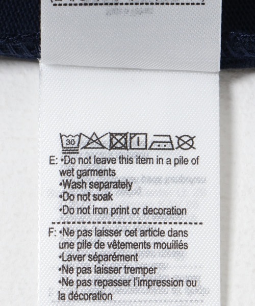 LACOSTE(ラコステ)の「LACOSTE ベーシックロングスリーブTシャツ(Tシャツ/カットソー・メンズ・ネイビー/ホワイト/ブラック・4/5)」の17枚目の写真