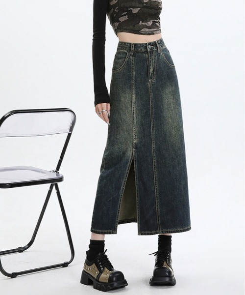 kirakiraShop(キラキラショップ)の「スリット ロング デニム スカート(デニムスカート・レディース・ダークブルー・S/M/L)」の1枚目の写真