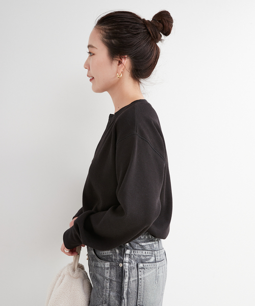 B.C STOCK（ベーセーストック）の「ワッフルプルオーバー（Tシャツ/カットソー・レディース・チャコールグレー/ブラック/ホワイト・FREE）」の9枚目の写真