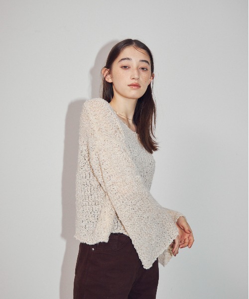 MOCOA'S（モコアズ）の「ワイドカフスオーバーニット（ニット/セーター・レディース・ピンク/グレー/ナチュラル・FREE）」の19枚目の写真