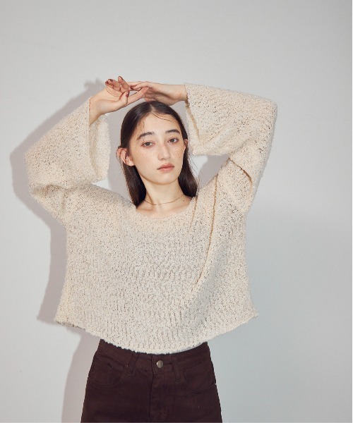 MOCOA'S（モコアズ）の「ワイドカフスオーバーニット（ニット/セーター・レディース・ピンク/グレー/ナチュラル・FREE）」の16枚目の写真