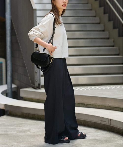 ((新品未使用タグ付))FRAMeWORK ミニ裏毛ショートスウェット 白 FRAMeWORK（フレームワーク）の「≪追加≫ミニ裏毛ショートスウェット